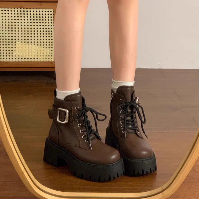 موضة النساء حذاء من الجلد 2025 - مراجعة Women'S Accessories Trends 2025 وسعره