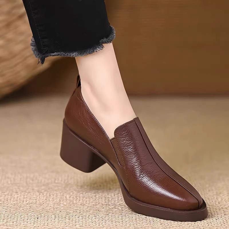 أحذية من الجلد للنساء 2025 نمط - مراجعة Women'S Accessories Trends 2025 وسعره