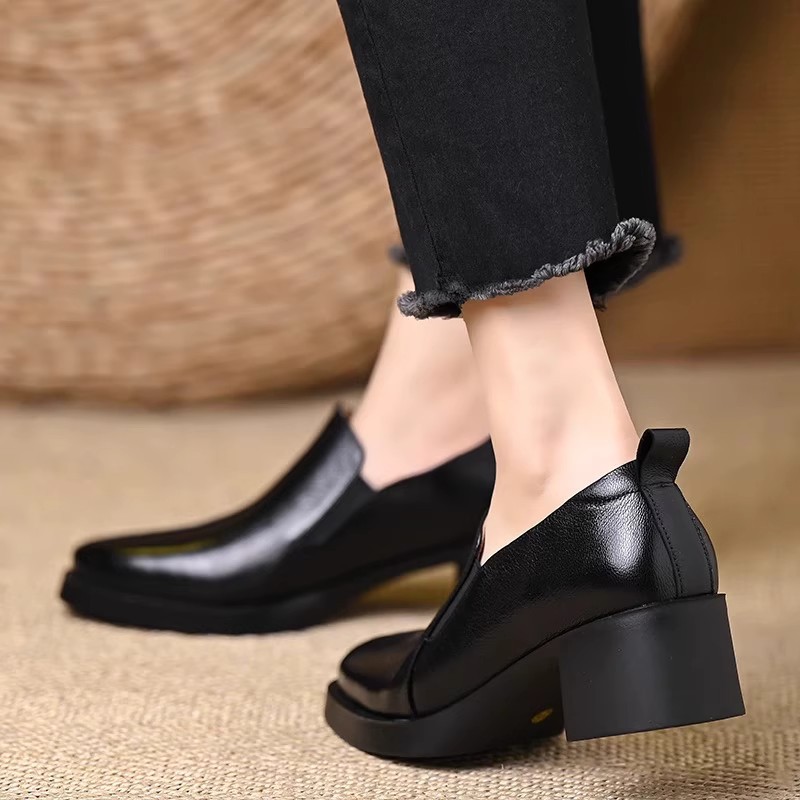 أحذية من الجلد للنساء 2025 نمط - مراجعة Women'S Accessories Trends 2025 وسعره